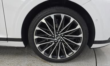 Grandeur Hybrid (GN7)