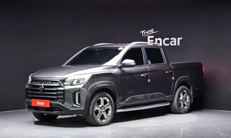 Rexton Sports Khan