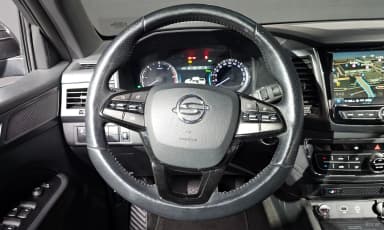 Rexton Sports Khan