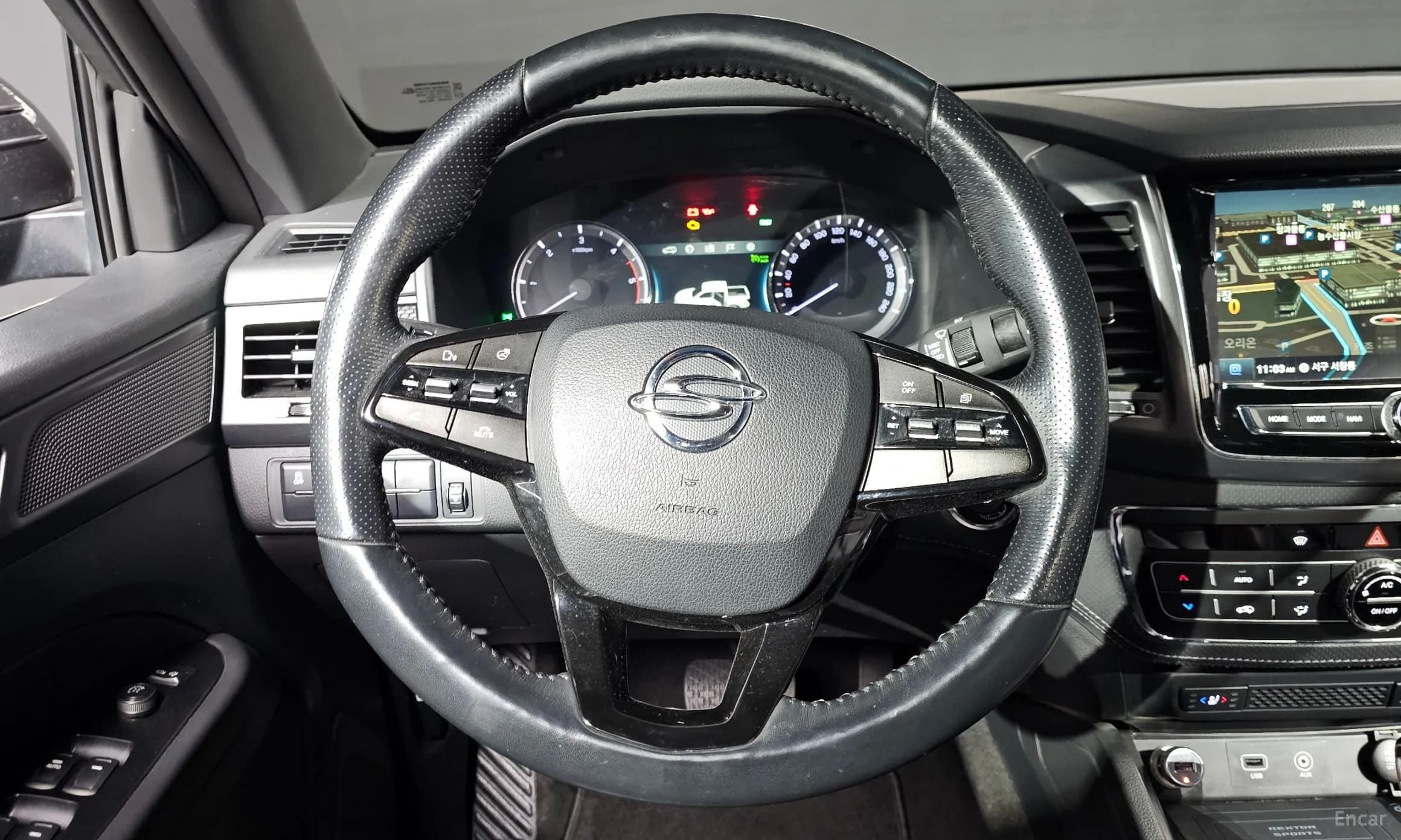 Rexton Sports Khan