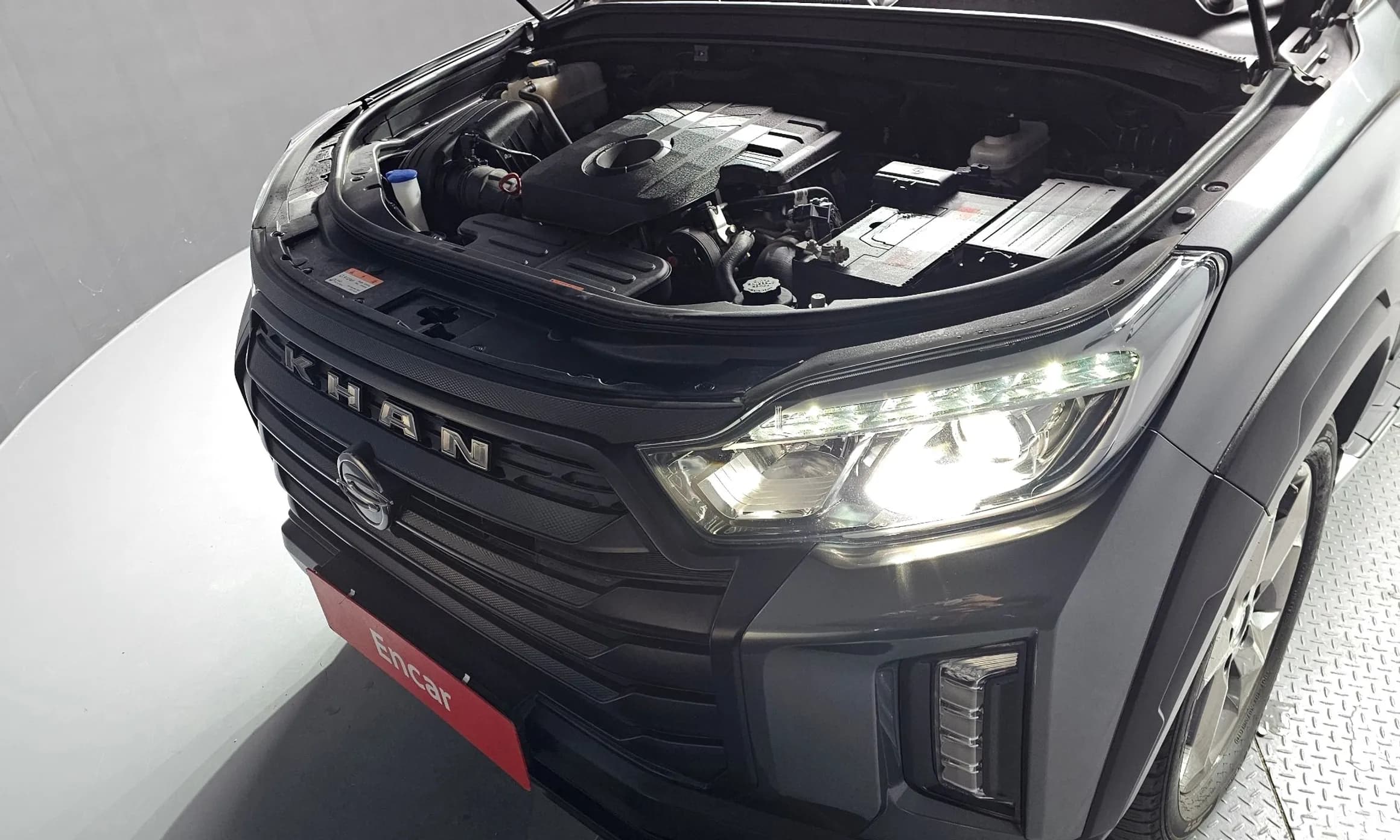 Rexton Sports Khan