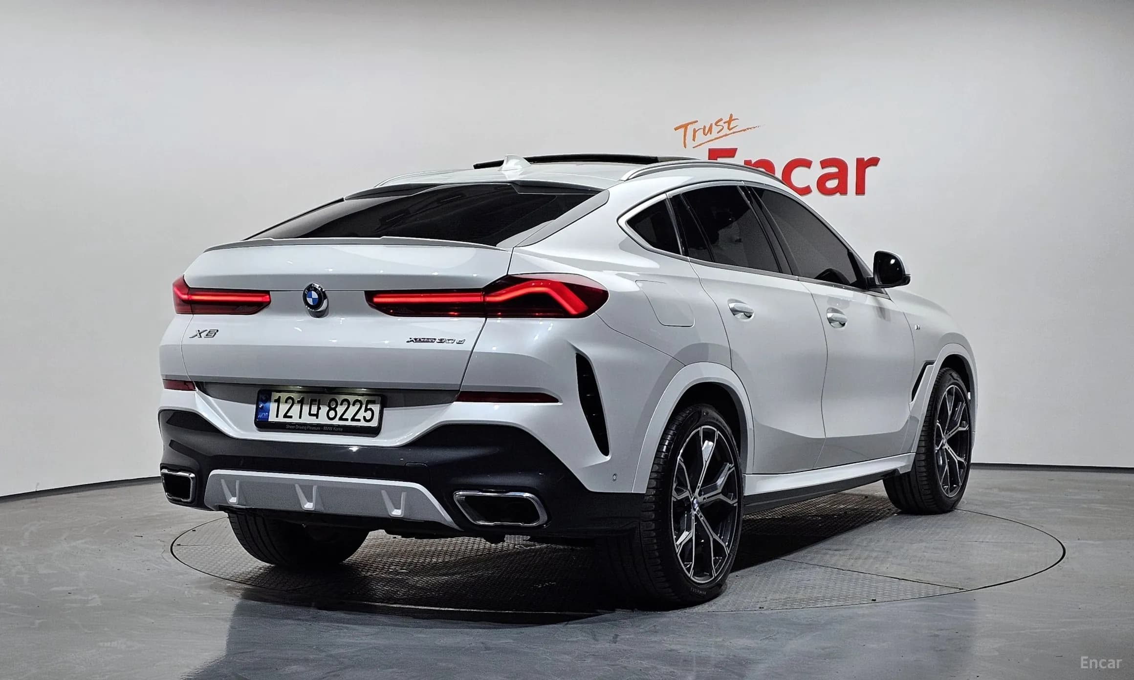 X6 (G06)
