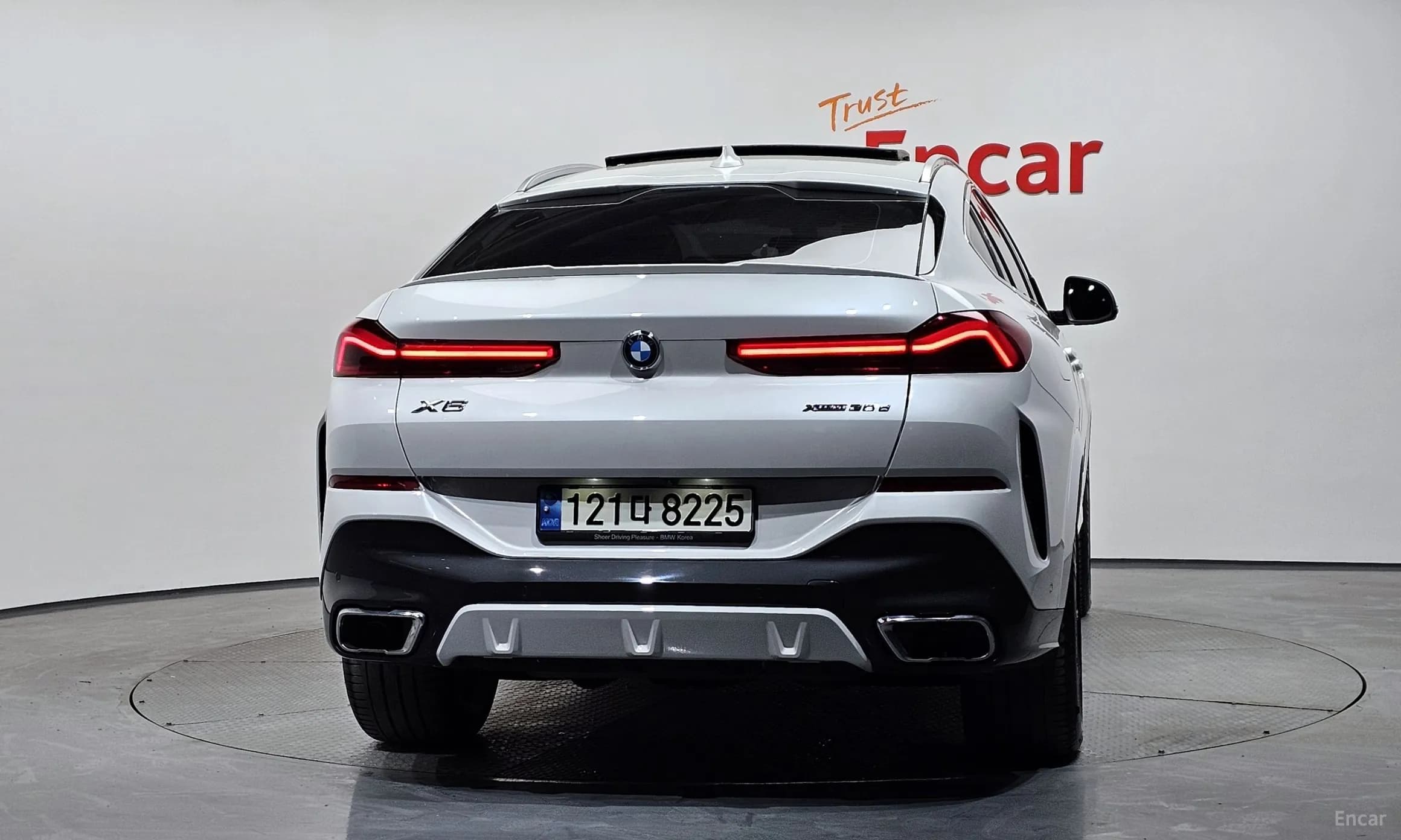 X6 (G06)