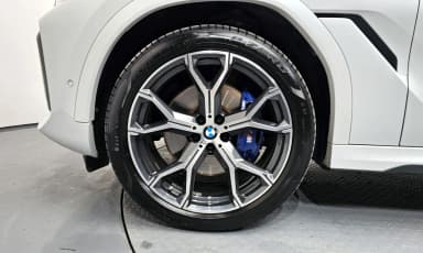 X6 (G06)