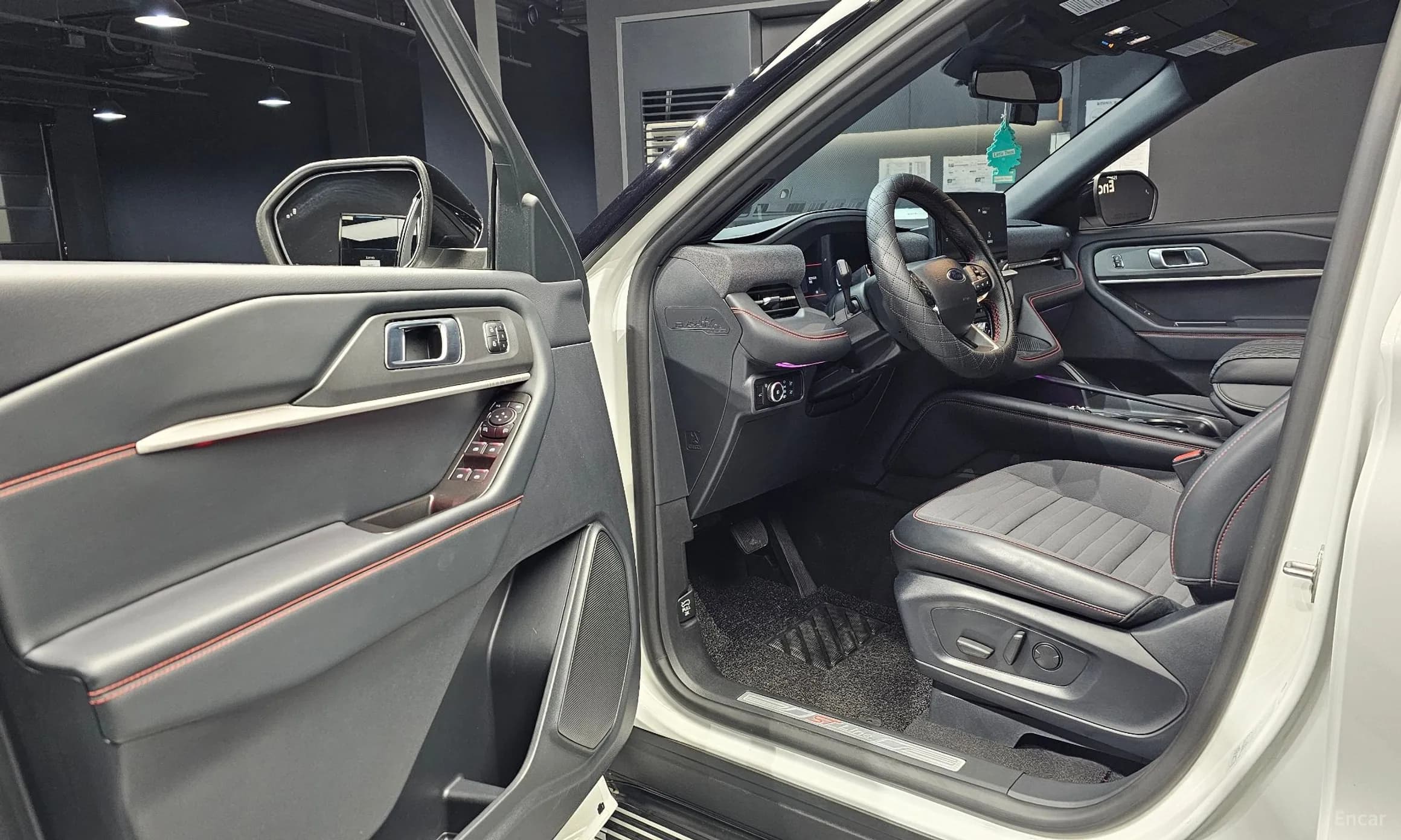 Explorer 6th Generation