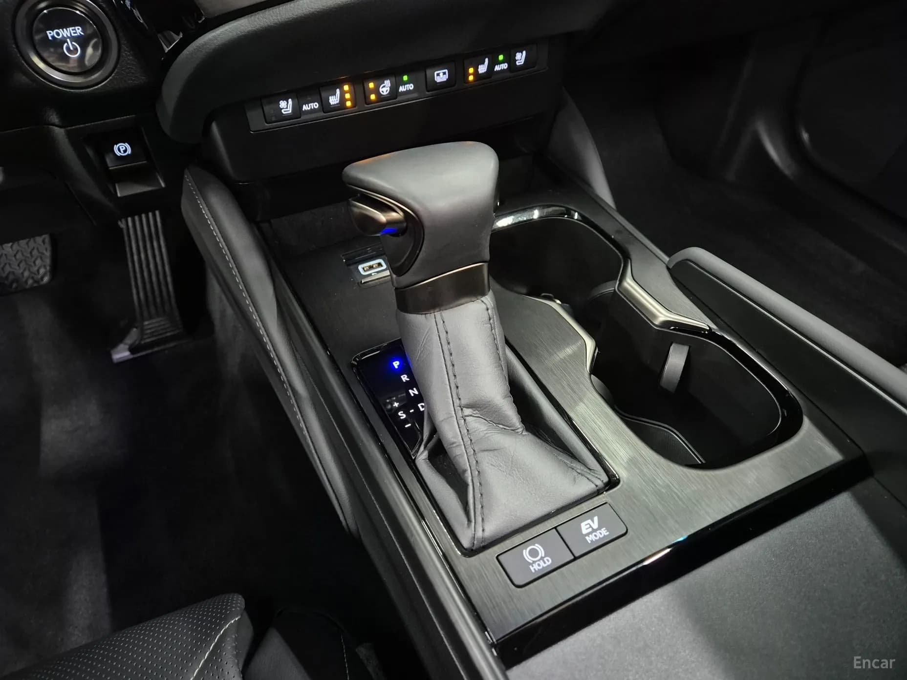 ES300h 7th Generation