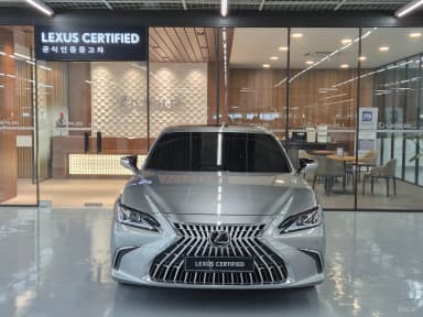 ES300h 7th Generation