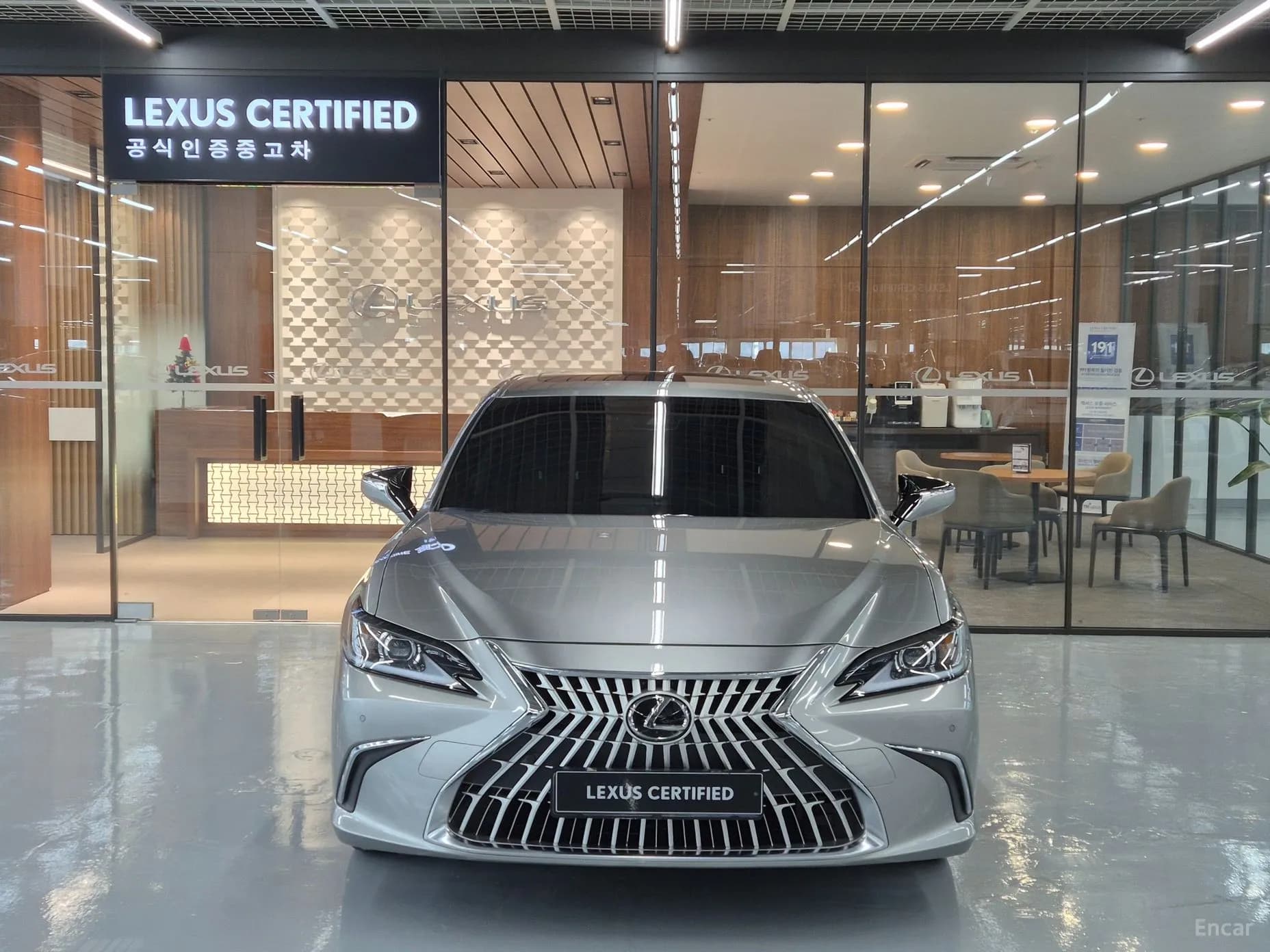 ES300h 7th Generation