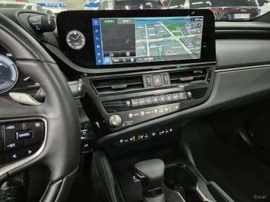 ES300h 7th Generation