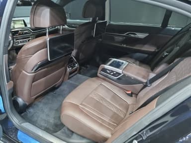 7 Series (G11)