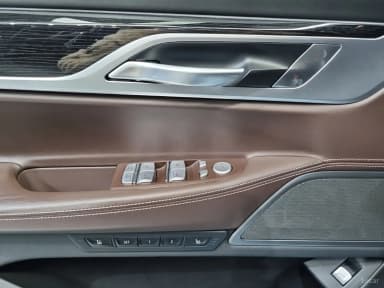 7 Series (G11)