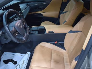 ES300h 7th Generation