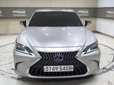 ES300h 7th Generation