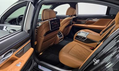 7 Series (G11)