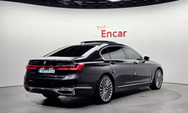 7 Series (G11)
