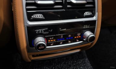 7 Series (G11)