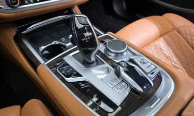 7 Series (G11)