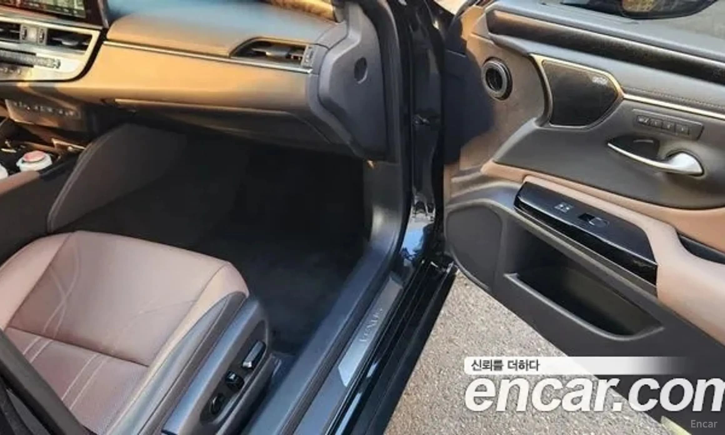 ES300h 7th Generation