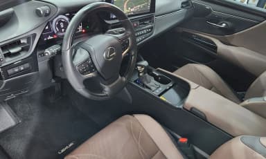 ES300h 7th Generation