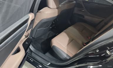 ES300h 7th Generation