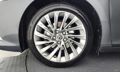 ES300h 7th Generation