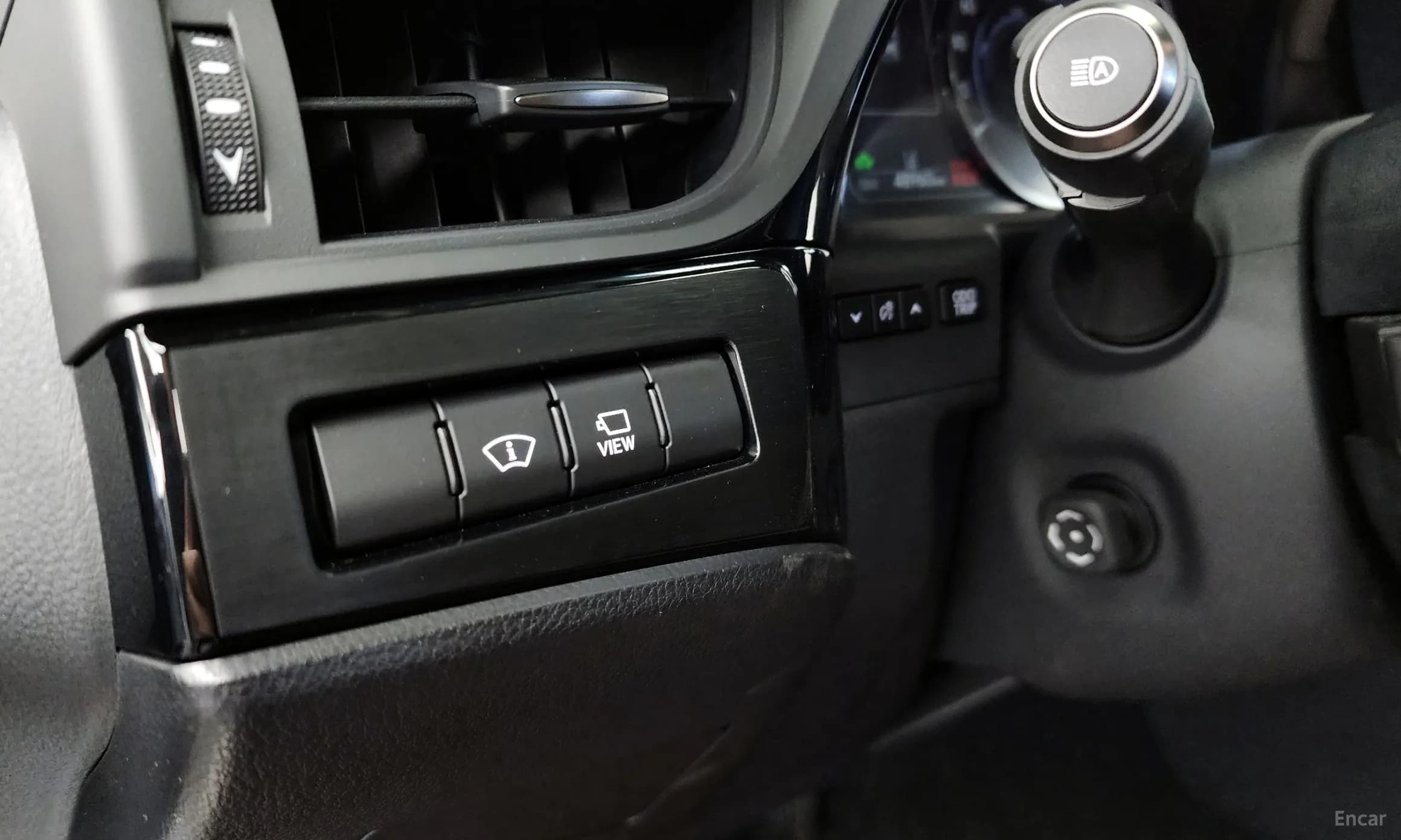 ES300h 7th Generation