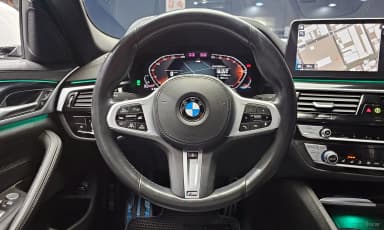 5 Series (G30)