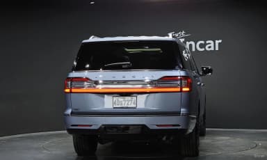 Navigator 4th generation