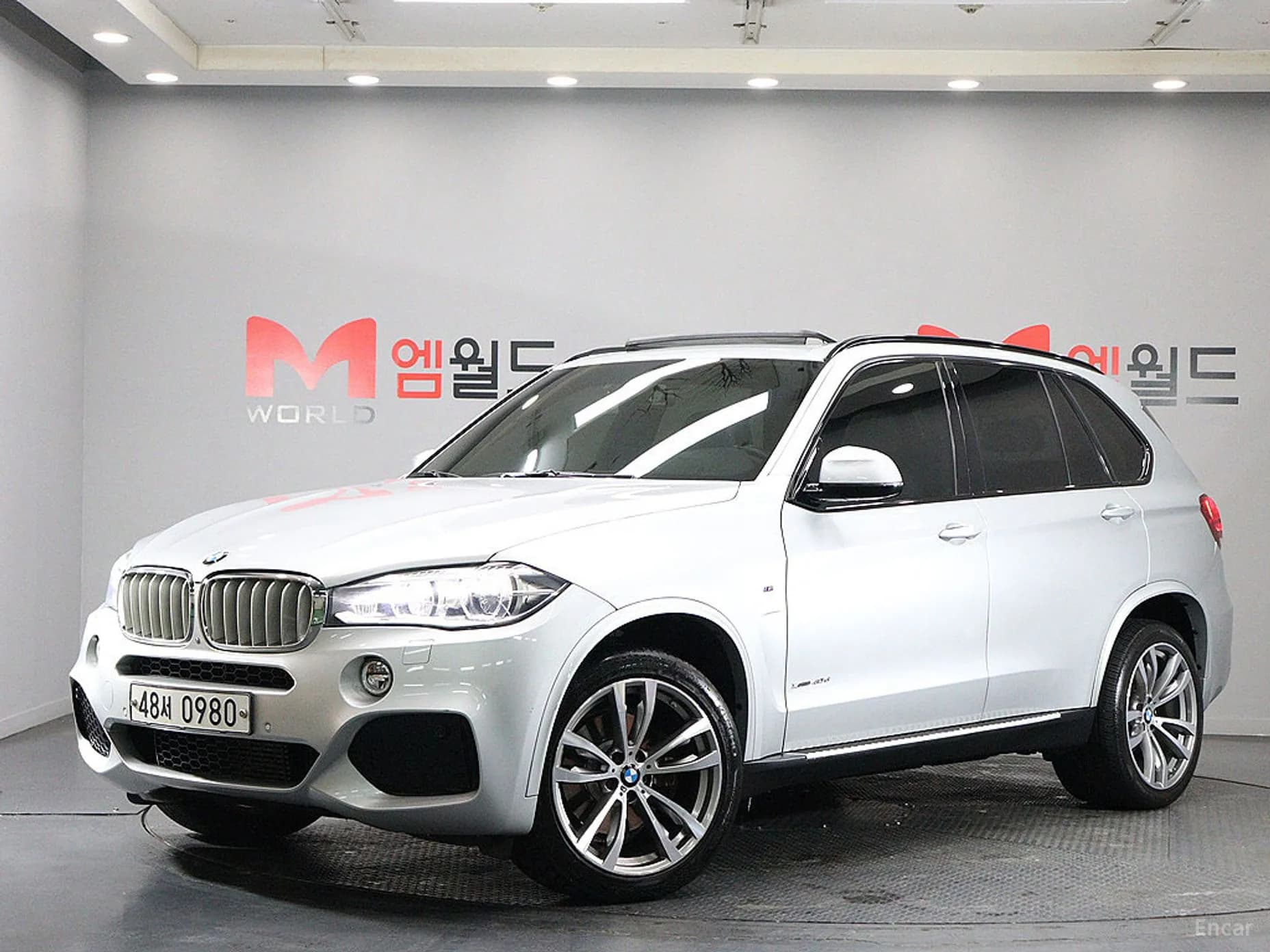 X5 (F15)