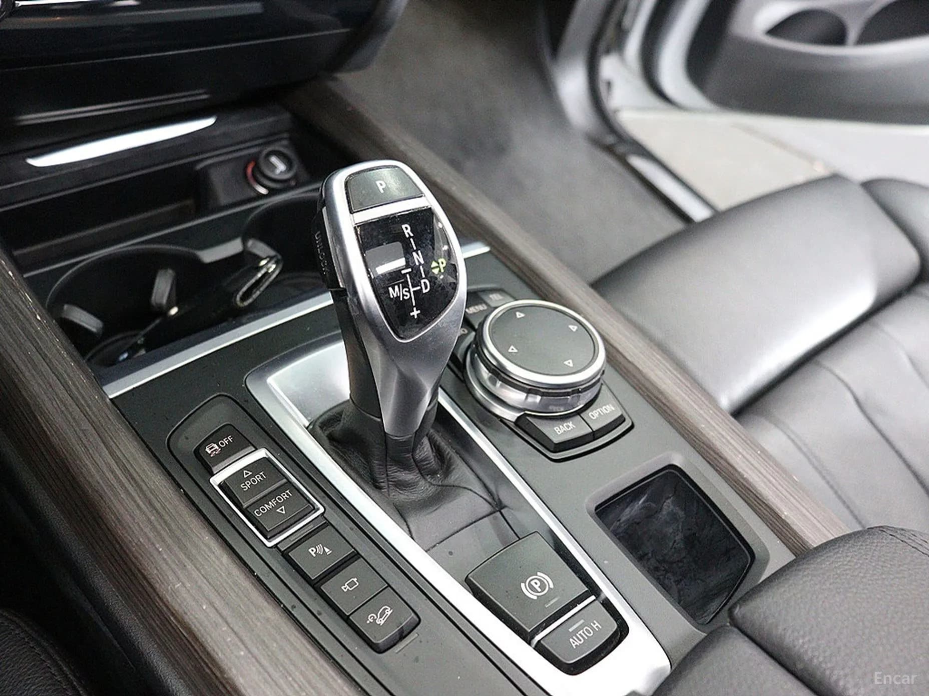 X5 (F15)