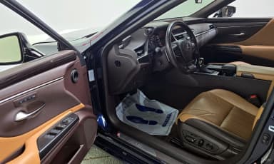 ES300h 7th Generation