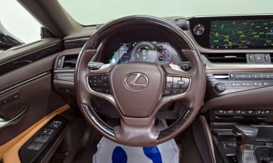 ES300h 7th Generation