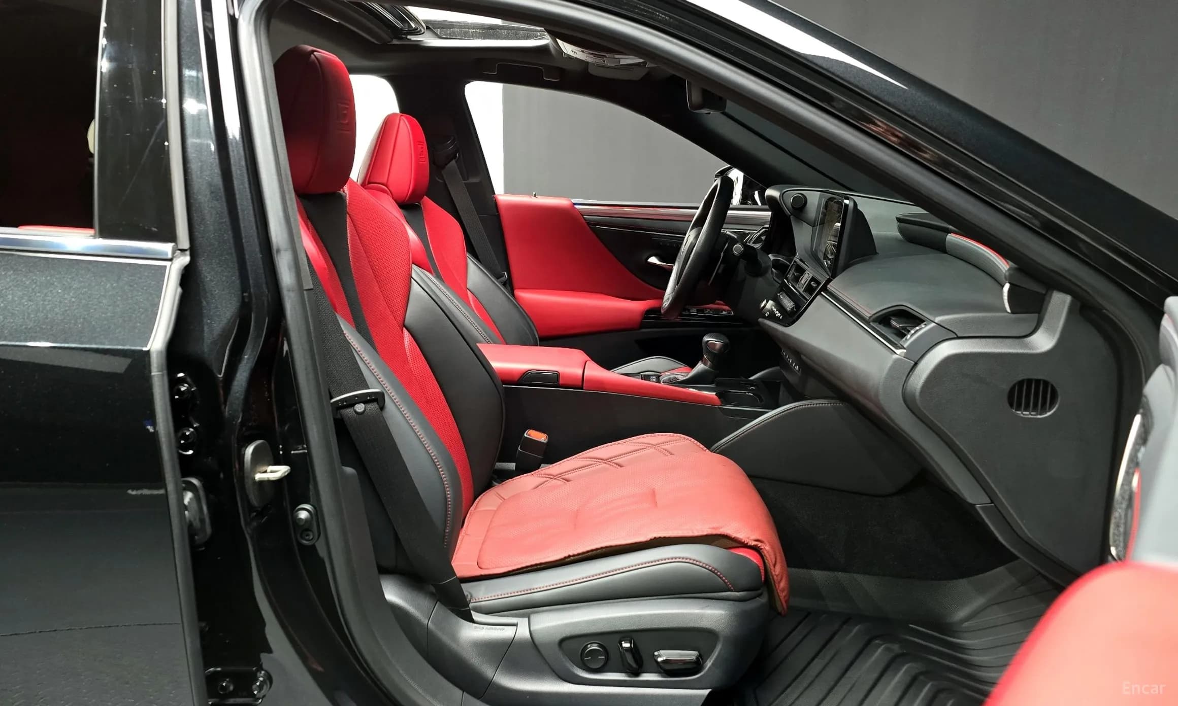 ES300h 7th Generation