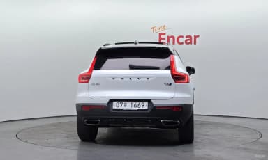 XC40