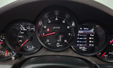 910