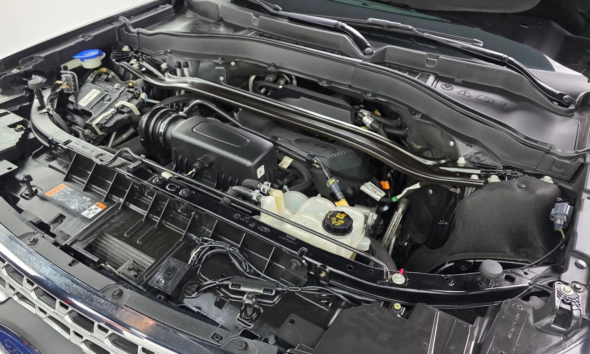 Explorer 6th Generation