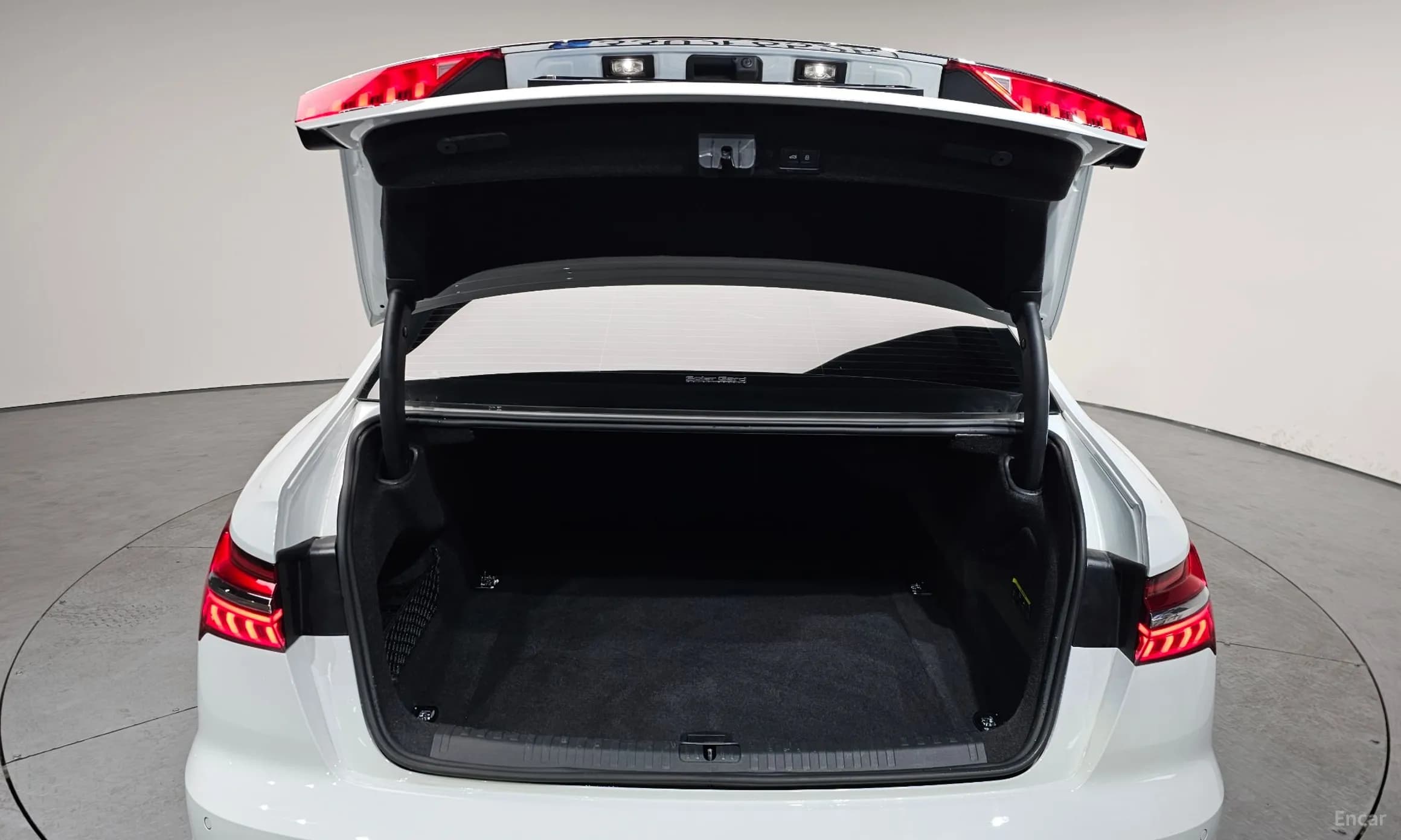 A6 (C8)