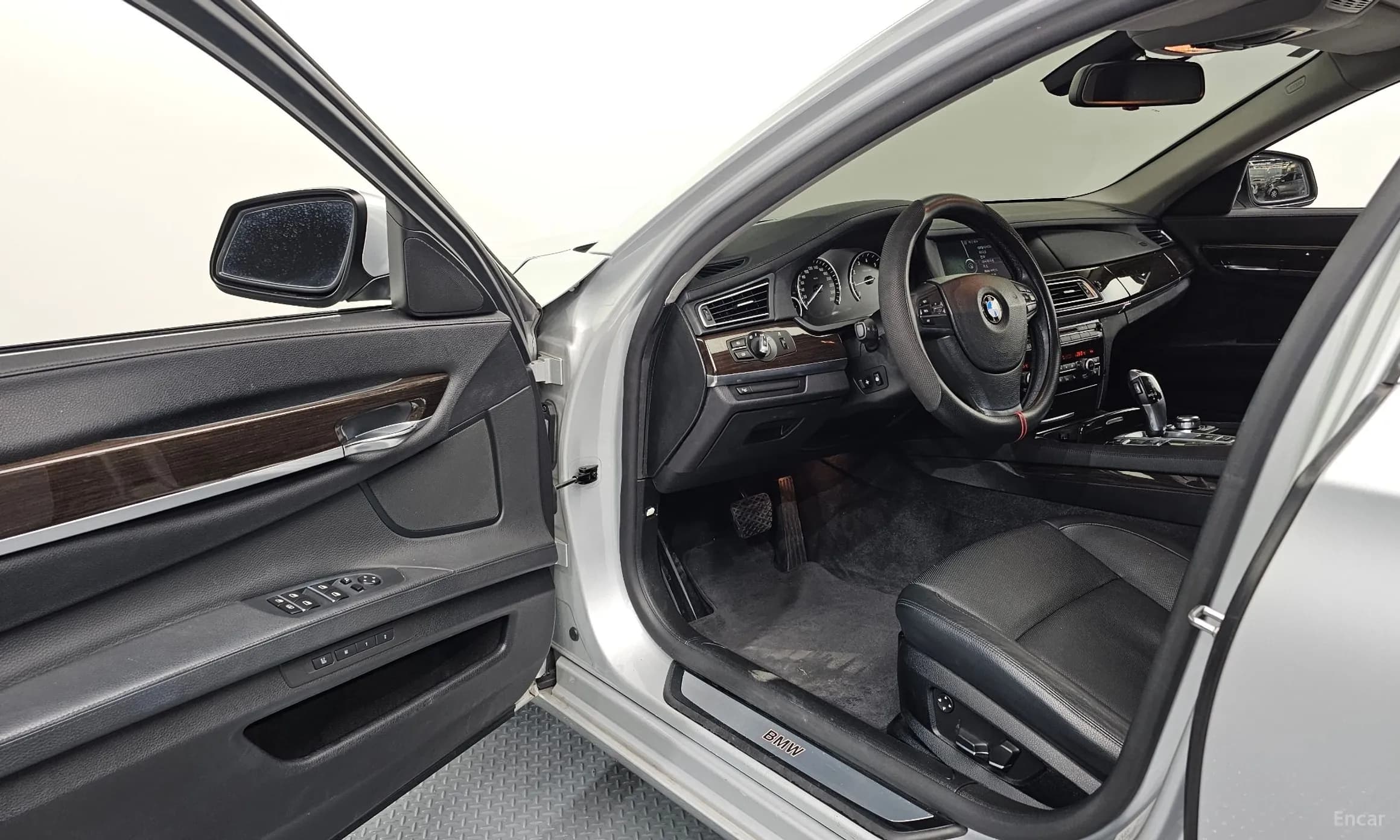 7 Series (F01)