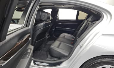 7 Series (F01)