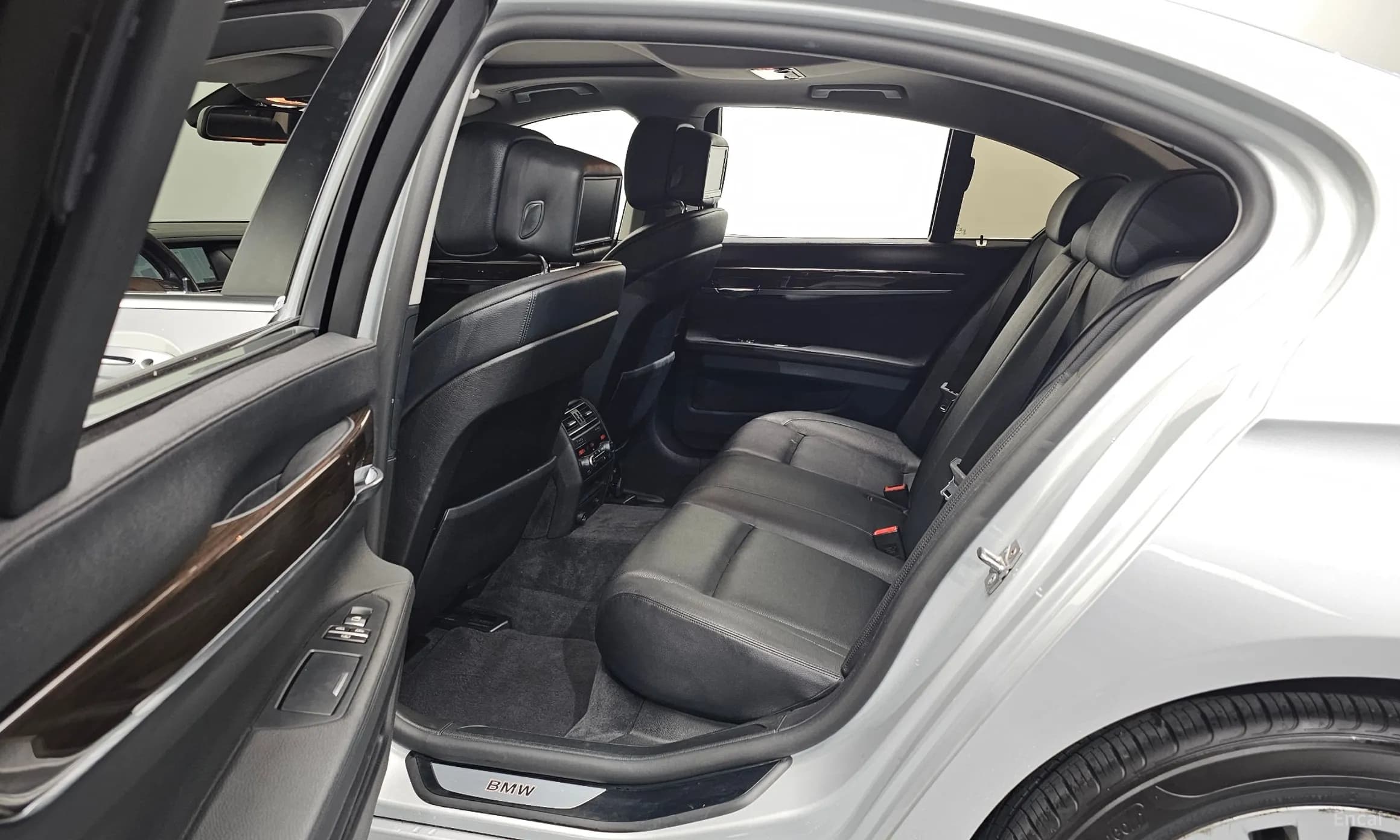 7 Series (F01)