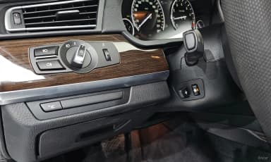 7 Series (F01)