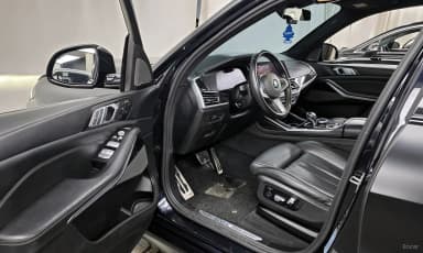 X7 (G07)