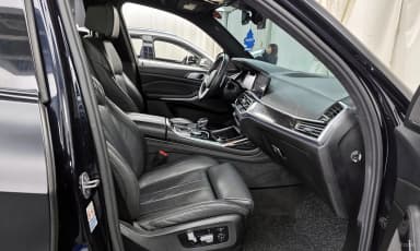 X7 (G07)