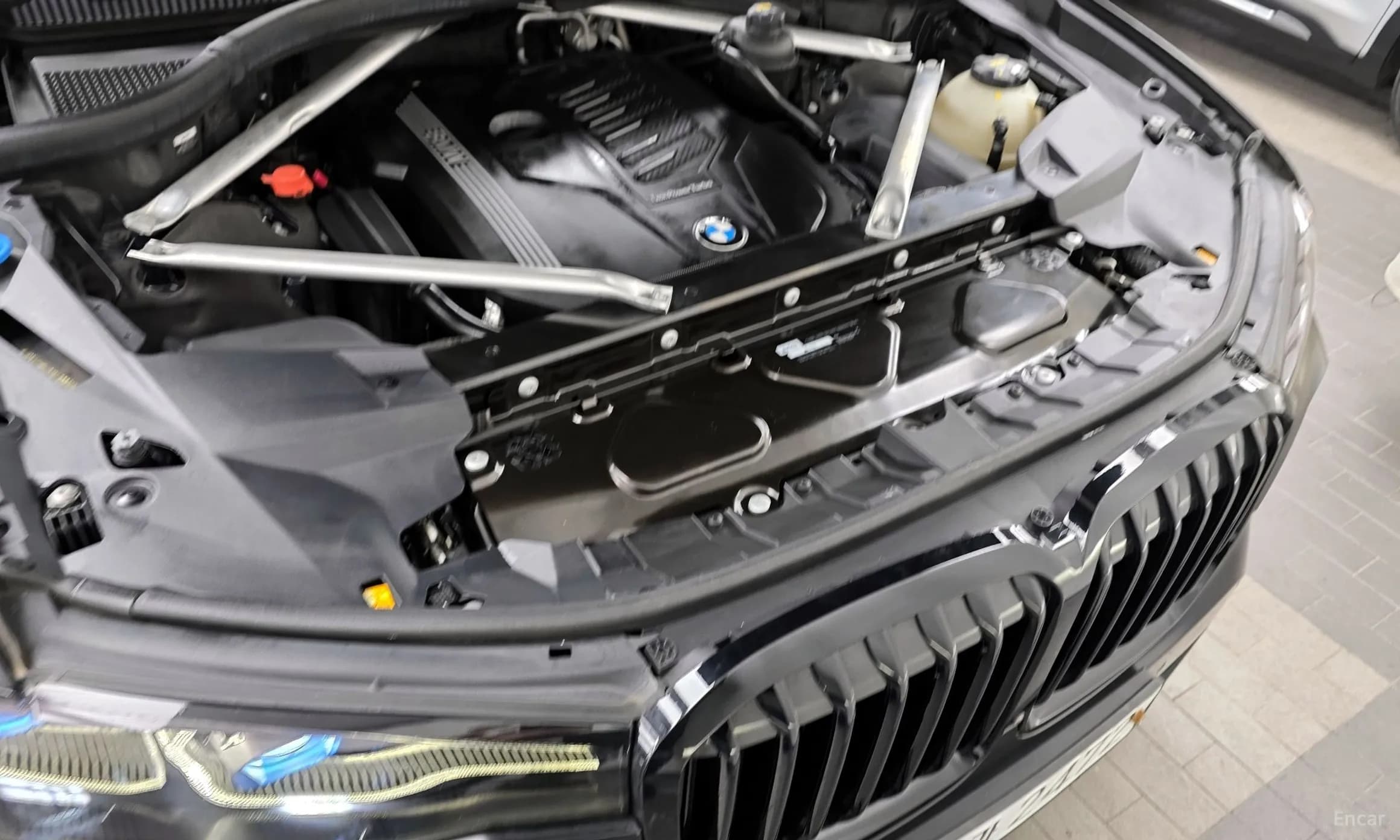 X7 (G07)