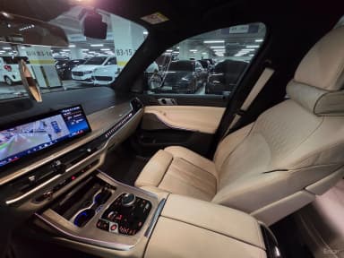 X7 (G07)