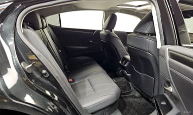 ES300h 7th Generation