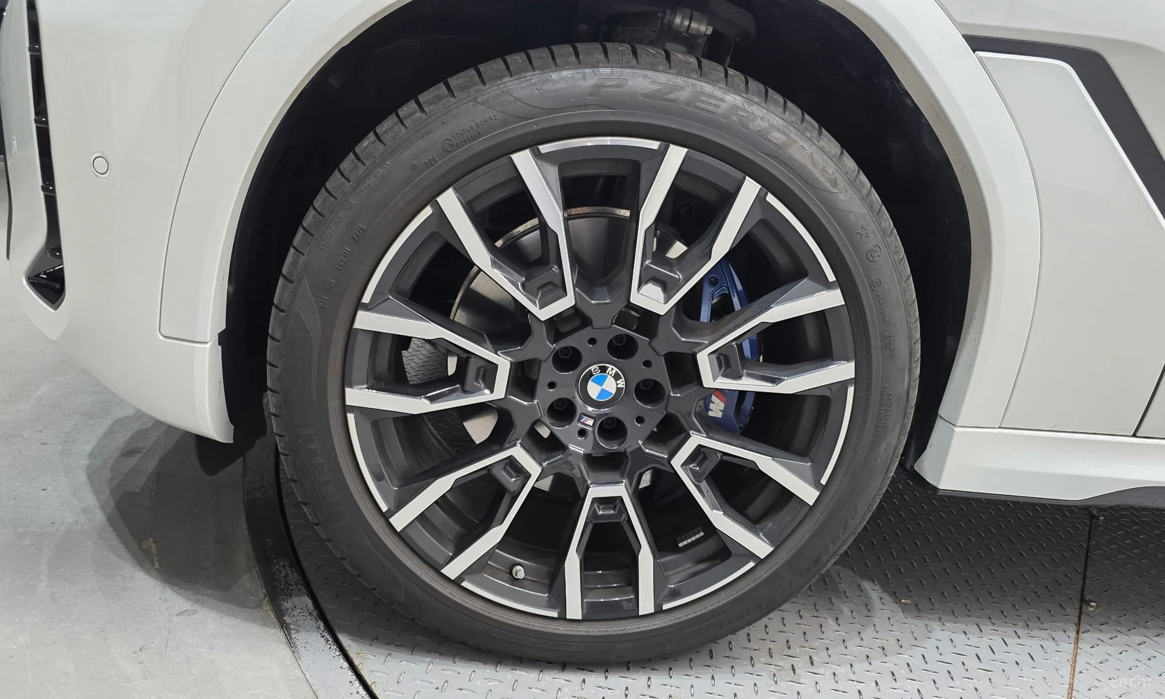 X6 (G06)