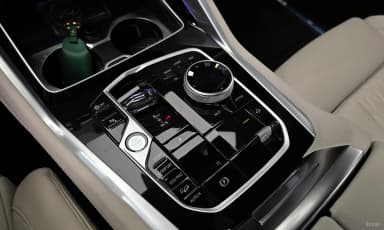 X6 (G06)