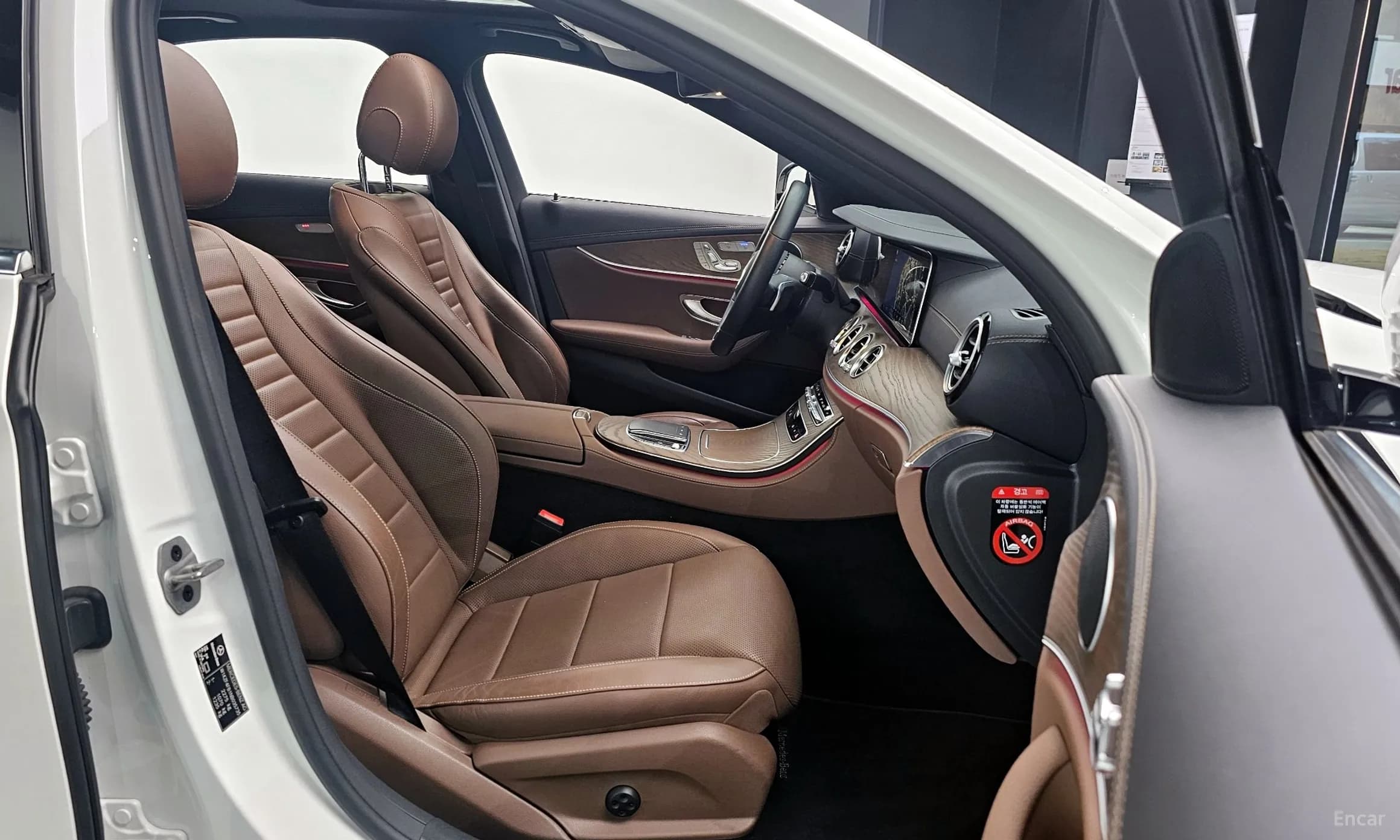 E-Class W213