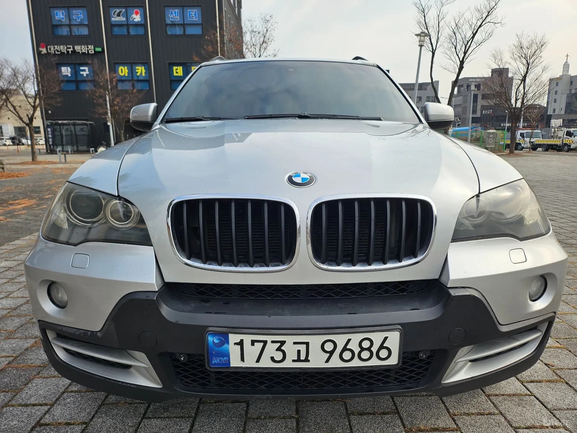 X5 (E70)